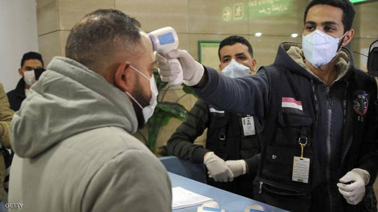 ارتفاع عدد مصابي فيروس كورونا بمصر إلى 33 إصابة