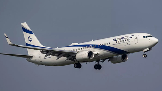 إسرائيل تطلق أول رحلة جوية تجارية إلى الإمارات 