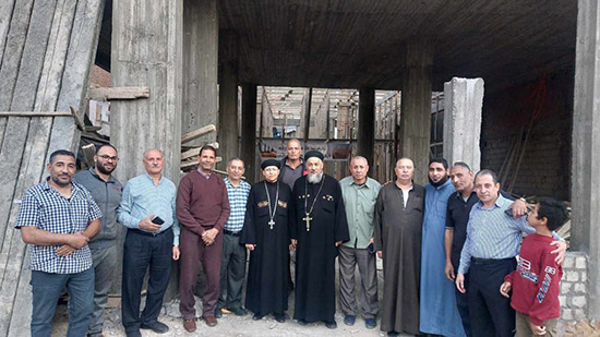 أقباط حي الازهري ببني سويف يتبرعون ب 10 طن أسمنت لمشروع بناء المسجد الكبير 